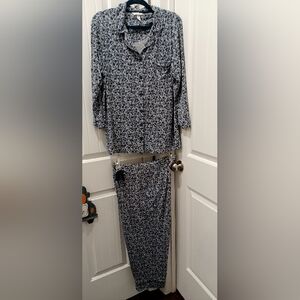 Soma Floral Gray/Navy Women's Pajama Set Sz Lg #0374